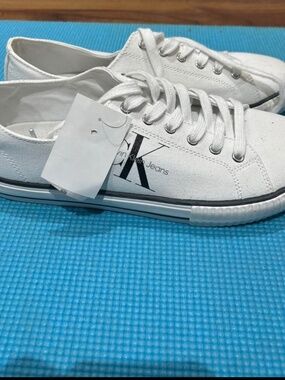 Calvin Klein Mens All White